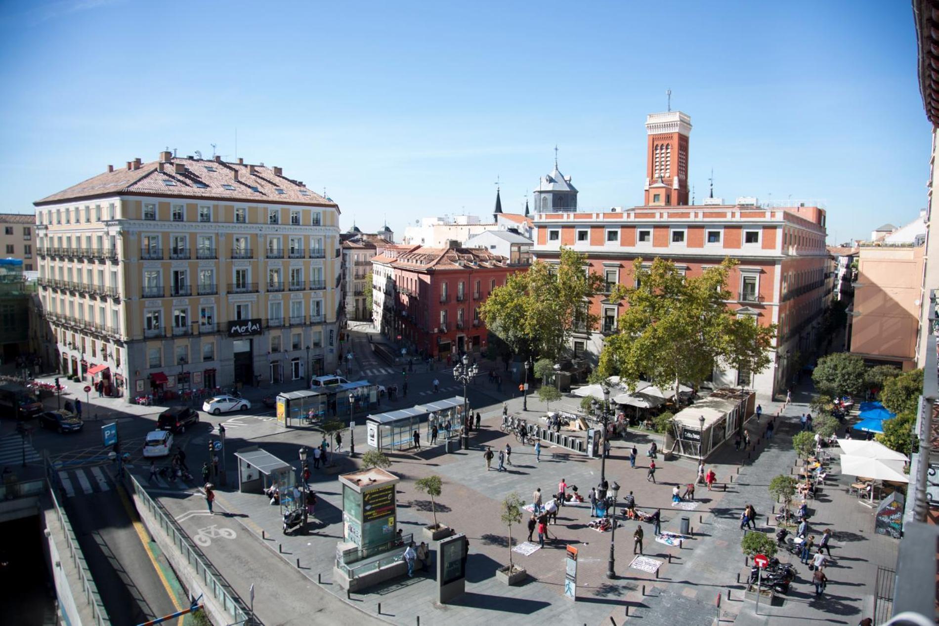 马德里Puerta Del Sol公寓 外观 照片